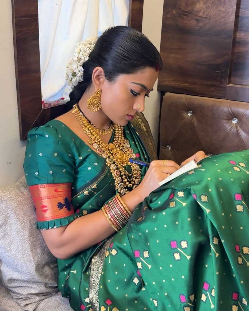 Banarasi Soft Silk Saree Bollywood BM19