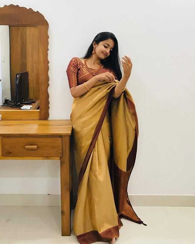 Soft Silk Sarees -  Lichi Silk BM31