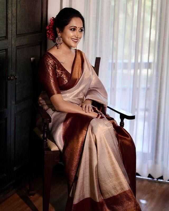 Soft Silk Sarees -  Lichi Silk BM31