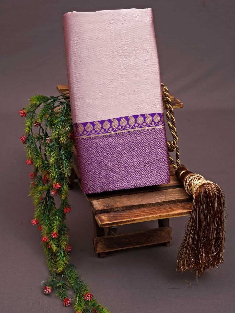 Soft Silk Sarees -  Lichi Silk BM32