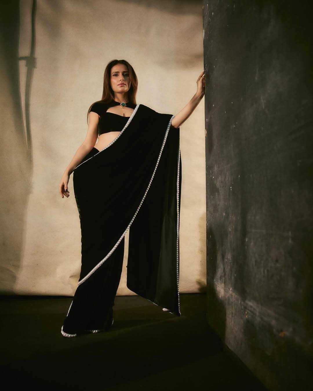 Velvet Sarees -  Party Wear BM33