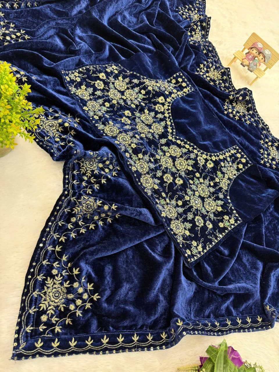 Velvet bollywood collection Sarees BM23