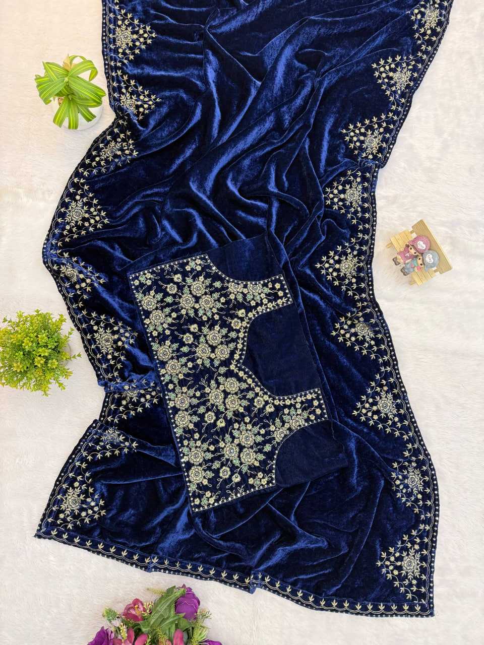 Velvet bollywood collection Sarees BM23