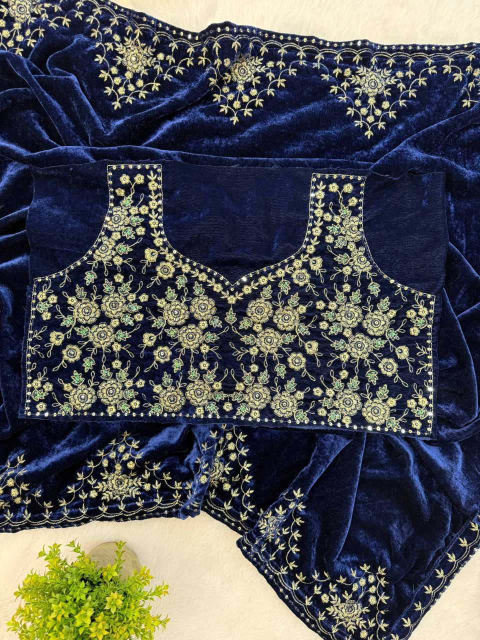 Velvet bollywood collection Sarees BM23