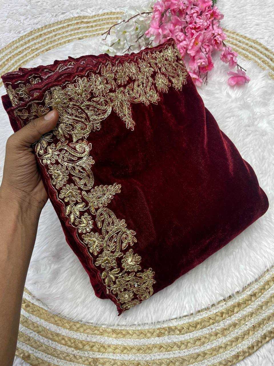 Velvet  Saree Bollywood BM14